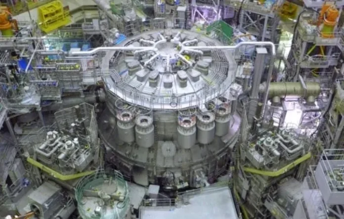 rs=w_1280 (21) World's largest Nuclear Fusion Reactor by Japan!