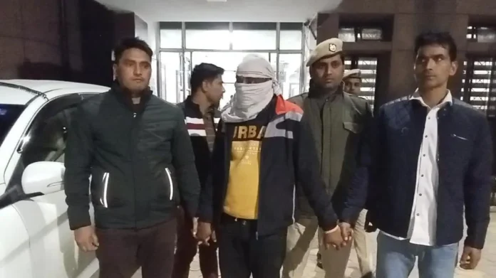 60 year old Delhi lady’s body found wrap, 31 year old lover held